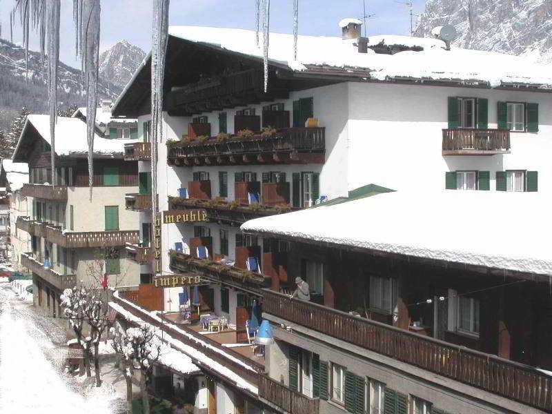 Hotel De Len Cortina dʼAmpezzo Esterno foto